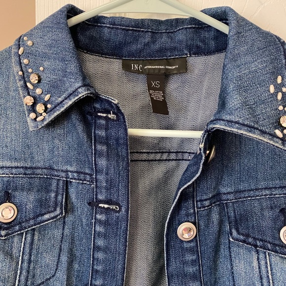 Denim jacket - Picture 2 of 4